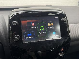 Peugeot 108 1.0 e-Vti Clima Camera CarPlay! NAP Origineel NL picture 21