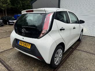 Toyota Aygo 1.0 X-now Airco NAP! Lichte schade picture 10