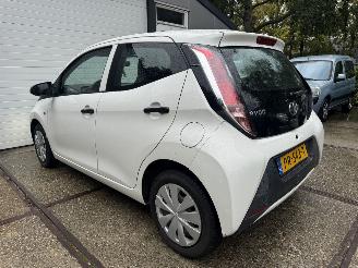 Toyota Aygo 1.0 X-now Airco NAP! Lichte schade picture 7