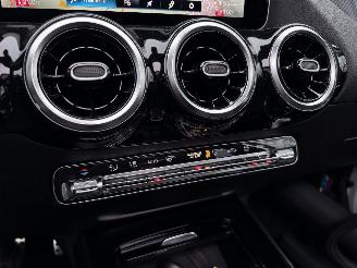 Mercedes B-klasse 180 AMG Panoramadak Origineel NL picture 24