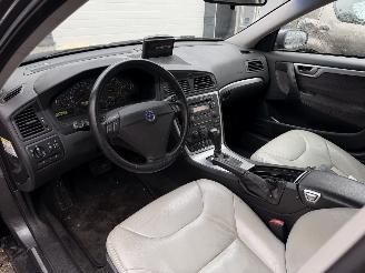 Volvo S-60 2.0T MOMENTUM AUTOMAAT! RIJDBAAR picture 11