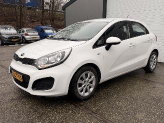 Kia Rio 1.2 CVVT Comfortline Airco NAP! picture 2