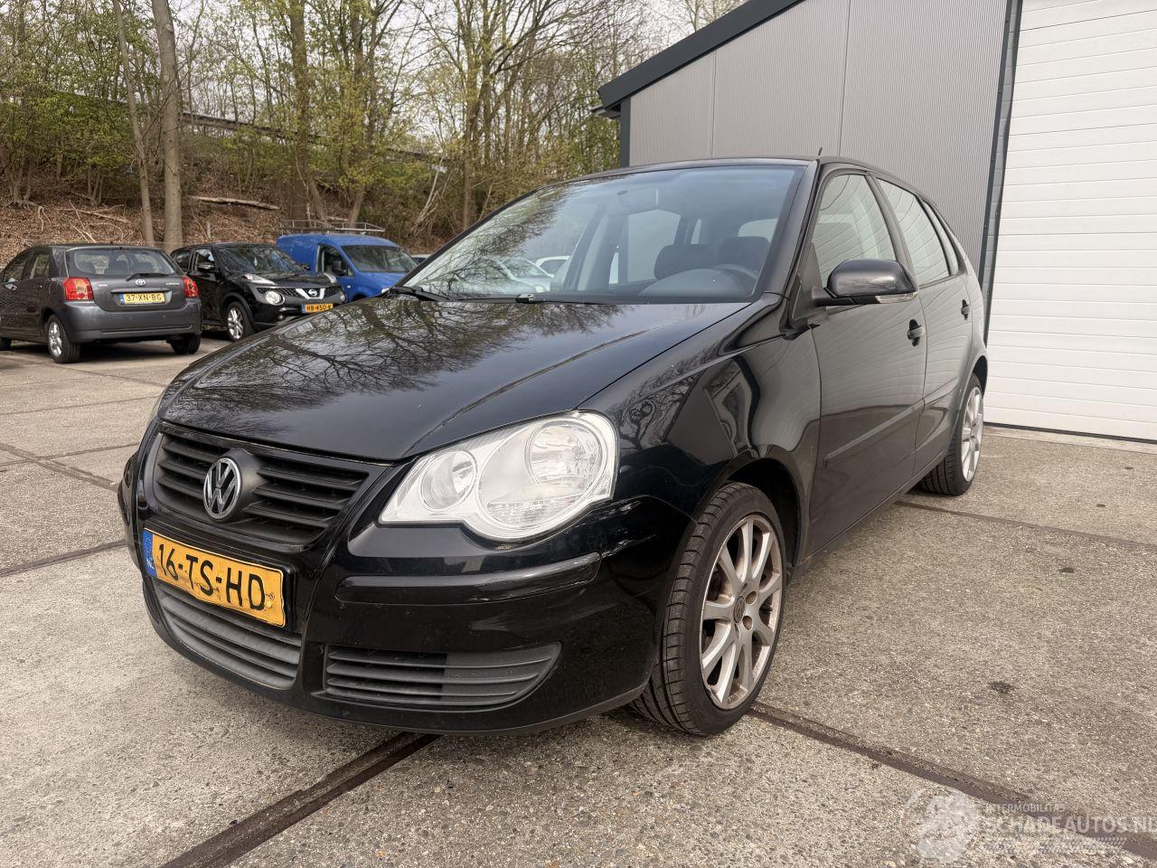 Volkswagen Polo 1.2 Optive Airco 5drs! Rijdbaar NAP!