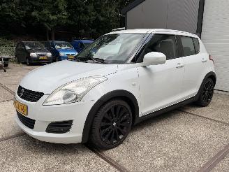 Suzuki Swift 1.2 EASS Airco Sport! picture 3