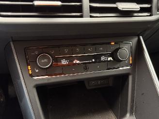 Volkswagen Polo 1.0 TSI Carplay ACC picture 31
