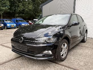 Damaged car Volkswagen Polo 1.0 TSI Carplay ACC 2021/1
