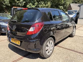 Opel Corsa 1.2-16V Enjoy, handgeschakeld picture 6
