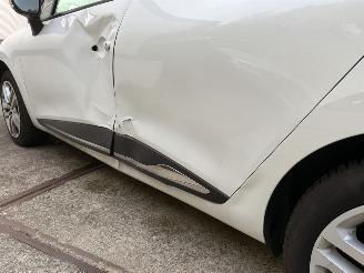 Renault Clio 0.9 TCe Zen PDC NAVI DAB+ RIJDBAAR! picture 13