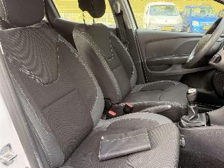 Renault Clio 0.9 TCe Zen PDC NAVI DAB+ RIJDBAAR! picture 20