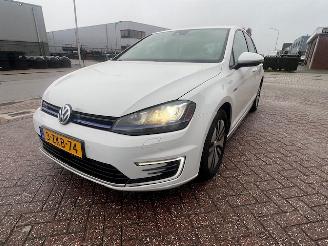Unfallwagen Volkswagen Golf GTE automaat nette auto 2014/12