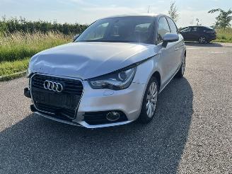 damaged passenger cars Audi A1 1.4 TFSI PRO LINE S 2013/3