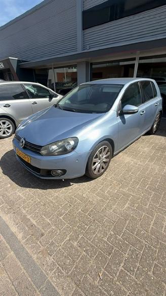 uszkodzony samochody osobowe Volkswagen Golf 1.4 TSI AUTOMAAT 2009/10