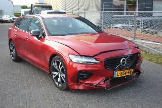 Coche accidentado Volvo V-60 2.0 B3 R-Design Pano H&K Leer 45000 km Nap 2021/1