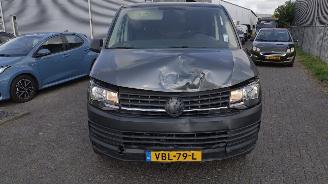 Volkswagen Transporter 2.0 TDI 150pk 2019 Mooie nette bus !! picture 2