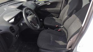Ford Transit Courier Van COURIER 1.5tdci trend met schade picture 12