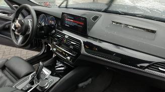 BMW 5-serie 520d Touring High execut M-sport Pano Super mooie auto!! picture 21