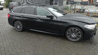 BMW 5-serie 520d Touring High execut M-sport Pano Super mooie auto!! picture 10