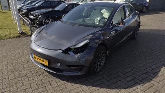 Tesla Model 3 Long Range AWD 75kW 88000 km weinig schade picture 3