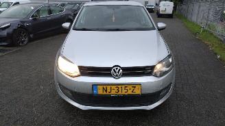 Volkswagen Polo 1.2 easyline weinig schade picture 2
