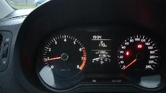Volkswagen Polo 1.2 easyline weinig schade picture 9