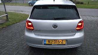 Volkswagen Polo 1.2 easyline weinig schade picture 6