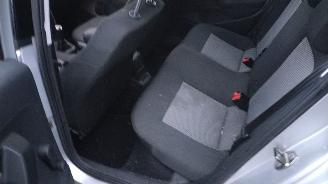 Volkswagen Polo 1.2 easyline weinig schade picture 16