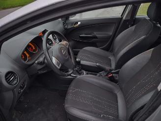 Opel Corsa 1.3 cdti ann. edition gebruikersschade picture 12