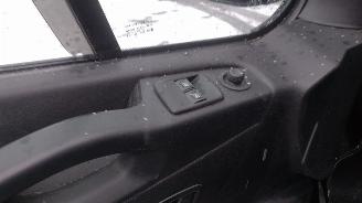 Fiat  2.0 dubbele cabine mooie complete bus 150.000 km ! picture 13