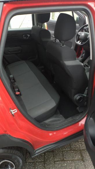 Citroën C3 Aircross 1.2 Feel Lichte schade Supermooie auto!! picture 20