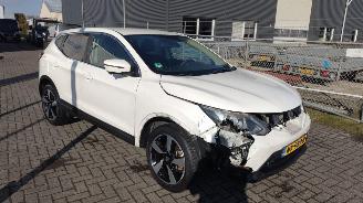  Nissan Qashqai 1.2 N-Connecta lichte schade  71000 km nap 2017/1