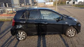 Kia Picanto 1.0 Luxury Edition Nav Mooie complete uitvoering picture 9