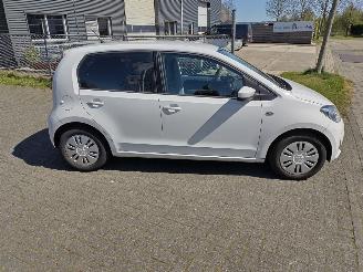 Volkswagen Up! 1.0 MPI Navi/PDC/Airco/Cruise Elek pakket Mooi! picture 17