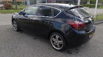 Opel Astra 1.4 Turbo Sport Cosmo Leuke auto motor loopt auto rijdt! picture 4