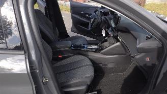 Peugeot 208 1.2 Hybride 1504 km Nieuwstaat! picture 12