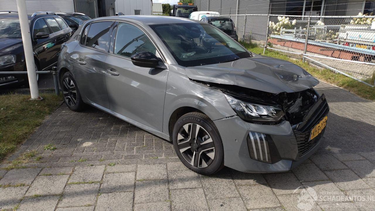 Peugeot 208 1.2 Hybride 1504 km Nieuwstaat!