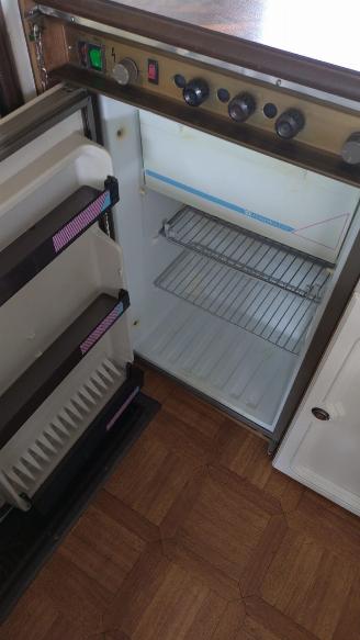Peugeot Boxer 280G92 2.5 turbo airco 95ps  Weinig schade APK tot 05-2027 rijd goed!! picture 22
