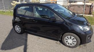 Volkswagen Up! 1.0 81000 km mooie lichte schade nette auto!! picture 11