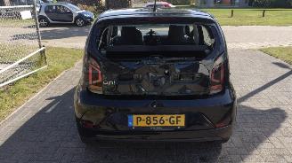 Volkswagen Up! 1.0 81000 km mooie lichte schade nette auto!! picture 7