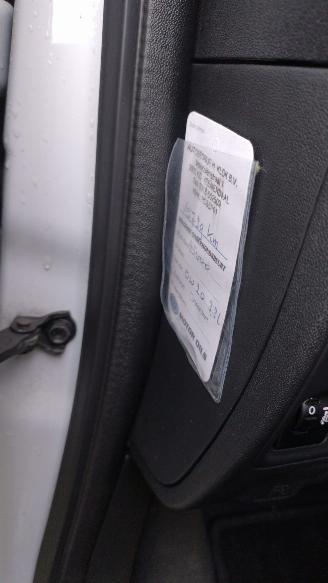 Toyota Aygo 1.0 Automaat 29000 km Mooie nette auto Schroefschade picture 18