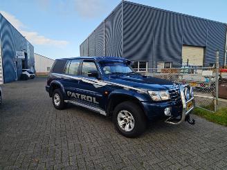 Nissan Patrol 3.0 lang automaat zeer nette auto geen schade picture 2