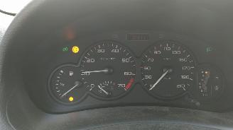 Peugeot 206 1.4 automaat airco 100.000 kilometer! picture 10