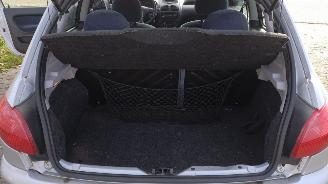 Peugeot 206 1.4 automaat airco 100.000 kilometer! picture 13
