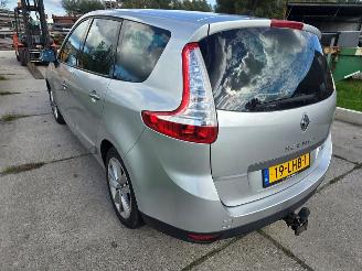 Renault Grand-scenic  picture 6