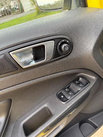 Ford EcoSport  picture 14
