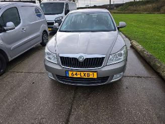 Vaurioauto  passenger cars Skoda Octavia  2010/7