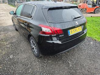 Peugeot 308  picture 4
