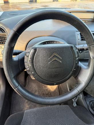 Citroën C4  picture 4