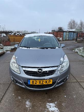 Vaurioauto  passenger cars Opel Corsa 1.4 2007/11