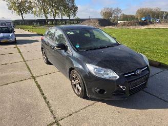 Ford Focus  picture 2