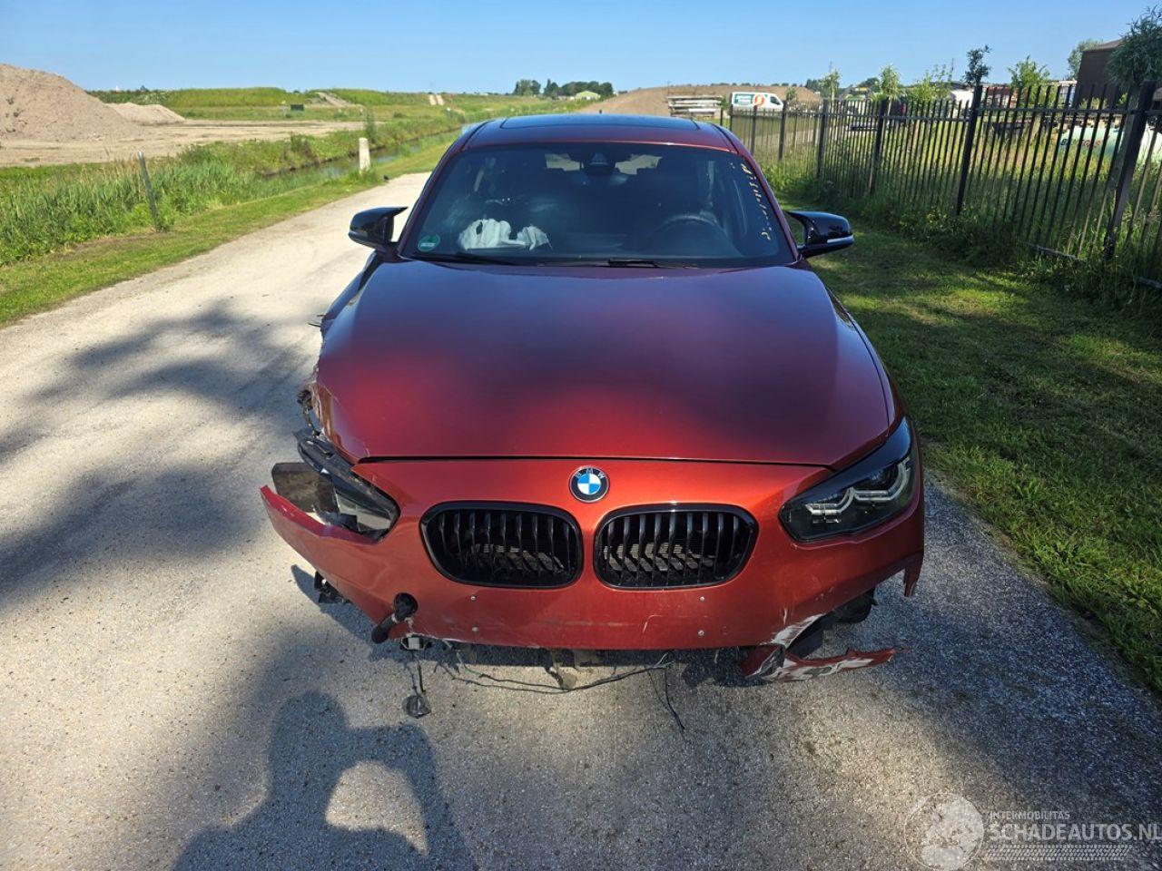 BMW M1 m40i